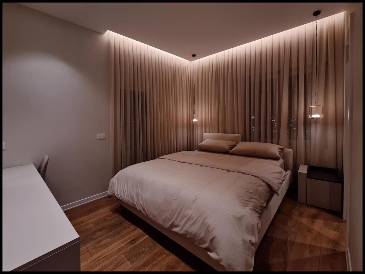 Adore - Modern Apartment Τίρανα Εξωτερικό φωτογραφία
