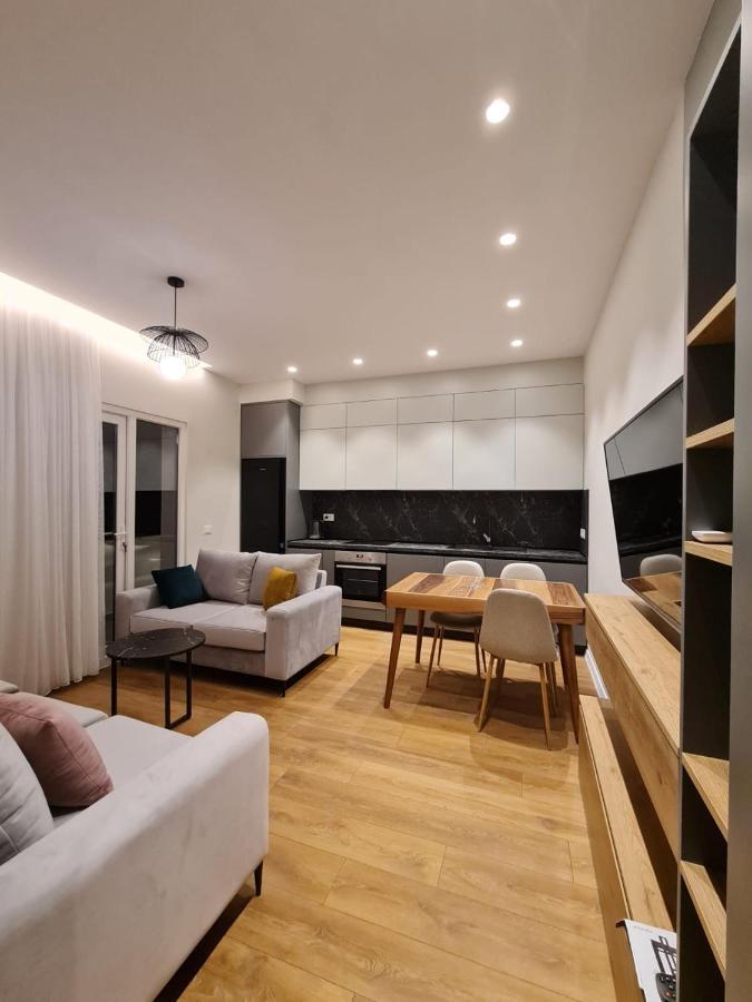 Adore - Modern Apartment Τίρανα Εξωτερικό φωτογραφία