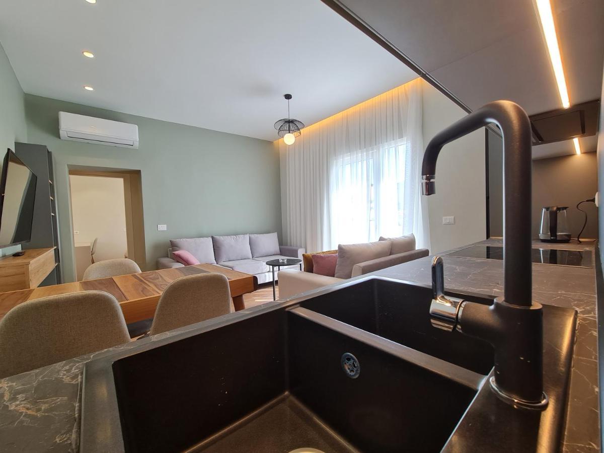 Adore - Modern Apartment Τίρανα Εξωτερικό φωτογραφία