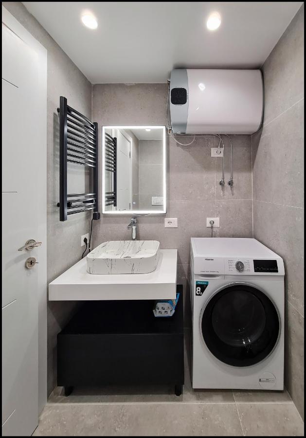 Adore - Modern Apartment Τίρανα Εξωτερικό φωτογραφία