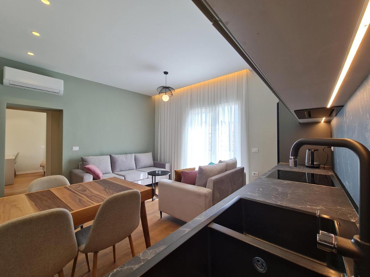 Adore - Modern Apartment Τίρανα Εξωτερικό φωτογραφία