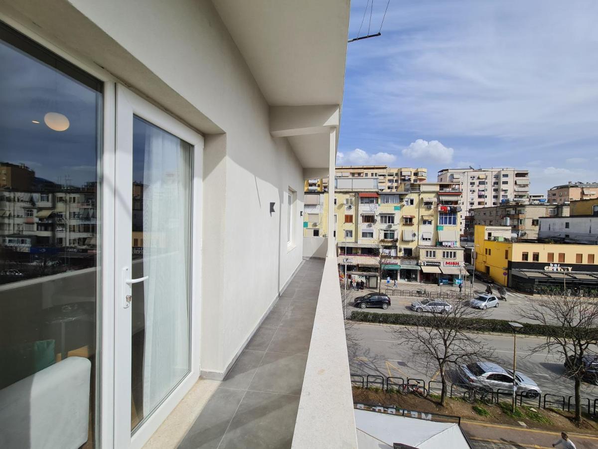 Adore - Modern Apartment Τίρανα Εξωτερικό φωτογραφία