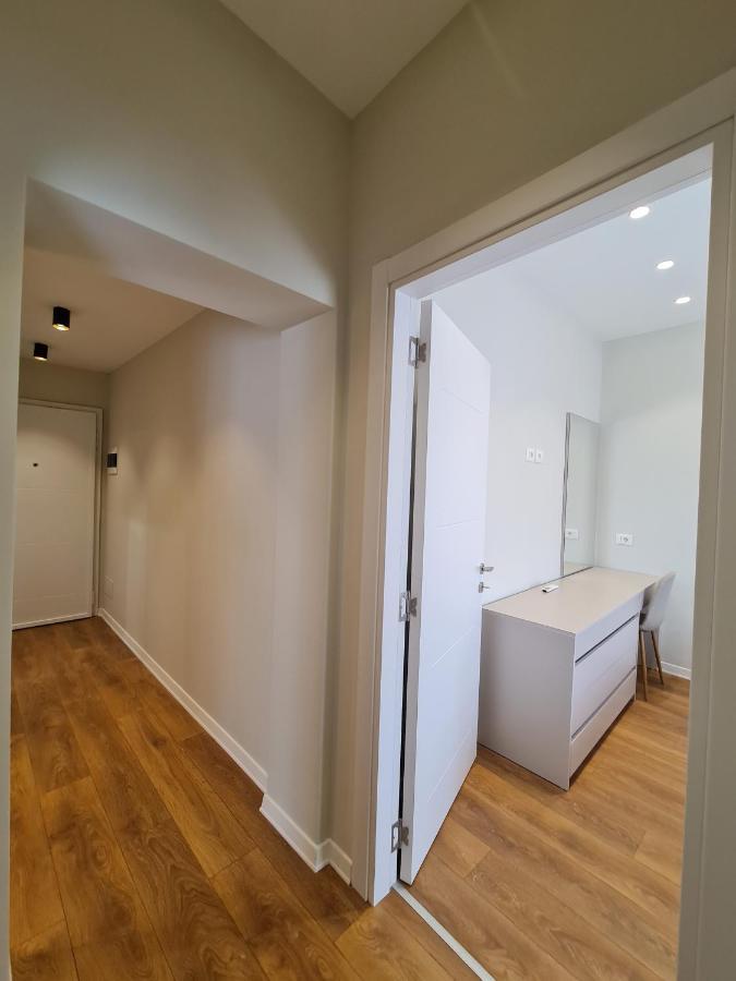 Adore - Modern Apartment Τίρανα Εξωτερικό φωτογραφία